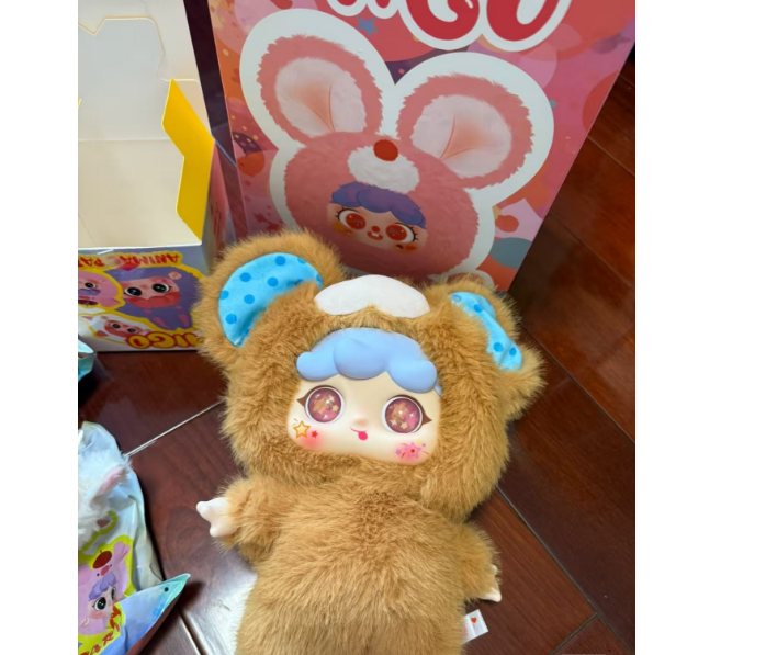 Migo 400% Give your world a cuddle plush blind box